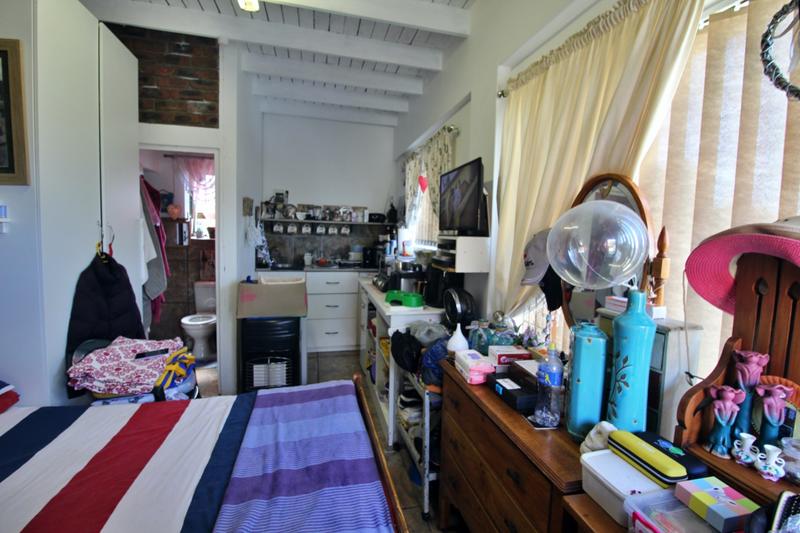 5 Bedroom Property for Sale in Fraaiuitsig Western Cape
